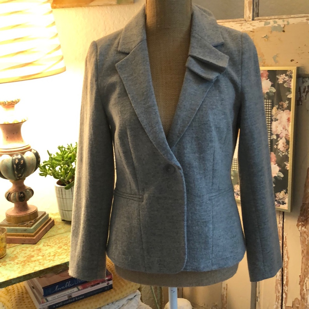 ANTHROPOLOGIE Blazer Size 6